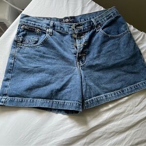 L.e.i Jean shorts size 9